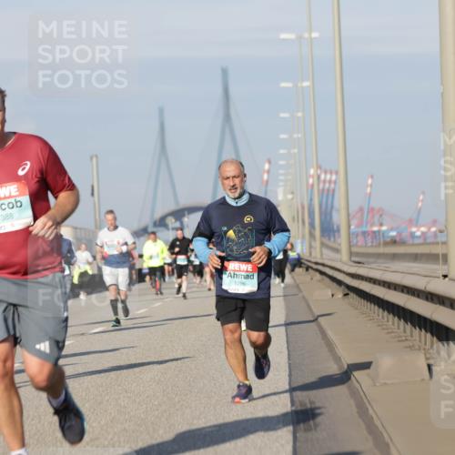 03.10.2025 - Köhlbrandbrückenlauf Jannik Wohlers http://msf.ph/oto/9086547 03.10.2025 09:57:18 Position 3 1388, 1296 meine-sportfotos.de
