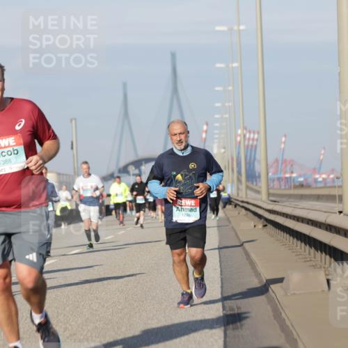 03.10.2025 - Köhlbrandbrückenlauf Jannik Wohlers http://msf.ph/oto/9086550 03.10.2025 09:57:18 Position 3 1388, 1296 meine-sportfotos.de