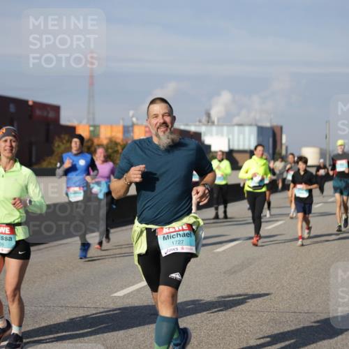 03.10.2025 - Köhlbrandbrückenlauf Jannik Wohlers http://msf.ph/oto/9086564 03.10.2025 10:07:52 Position 3 1726, 1727 meine-sportfotos.de