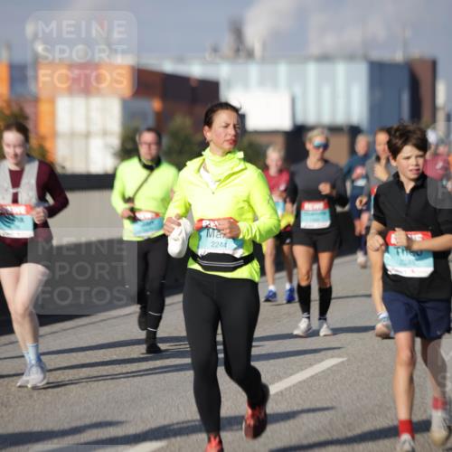 03.10.2025 - Köhlbrandbrückenlauf Jannik Wohlers http://msf.ph/oto/9086595 03.10.2025 10:07:54 Position 3 2244 meine-sportfotos.de