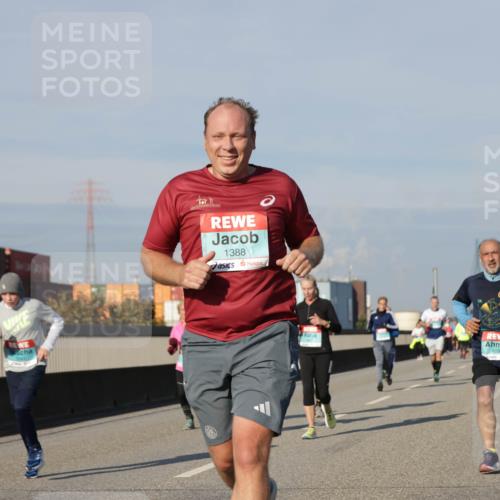 03.10.2025 - Köhlbrandbrückenlauf Jannik Wohlers http://msf.ph/oto/9086659 03.10.2025 09:57:20 Position 3 1388, 1296 meine-sportfotos.de