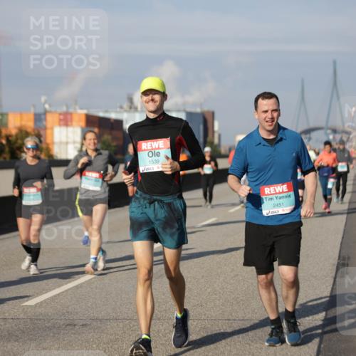 03.10.2025 - Köhlbrandbrückenlauf Jannik Wohlers http://msf.ph/oto/9086766 03.10.2025 10:07:57 Position 3 1539, 2451 meine-sportfotos.de