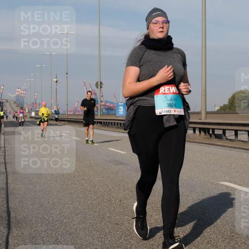 03.10.2025 - Köhlbrandbrückenlauf Fabian Wolf http://msf.ph/oto/9086768 03.10.2025 10:21:05 Position 3 3824 meine-sportfotos.de