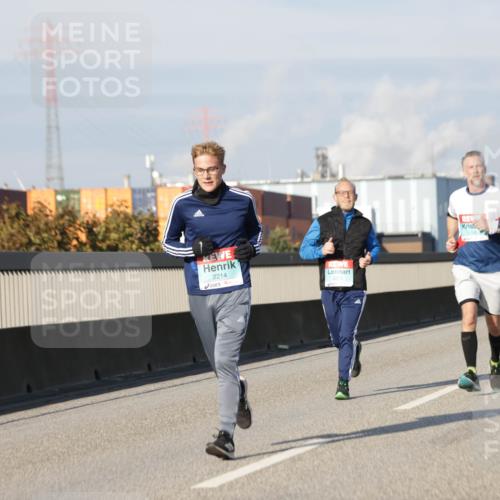 03.10.2025 - Köhlbrandbrückenlauf Jannik Wohlers http://msf.ph/oto/9086814 03.10.2025 09:57:25 Position 3 2214, 3326 meine-sportfotos.de