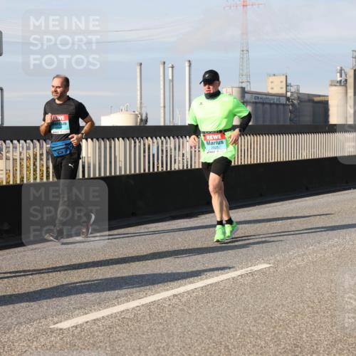 03.10.2025 - Köhlbrandbrückenlauf Lena Gebhardt http://msf.ph/oto/9086842 03.10.2025 10:06:06 Position 2 2525 meine-sportfotos.de