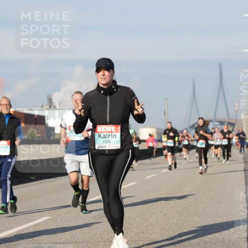 03.10.2025 - Köhlbrandbrückenlauf Jannik Wohlers http://msf.ph/oto/9086846 03.10.2025 09:57:26 Position 3 3326 meine-sportfotos.de
