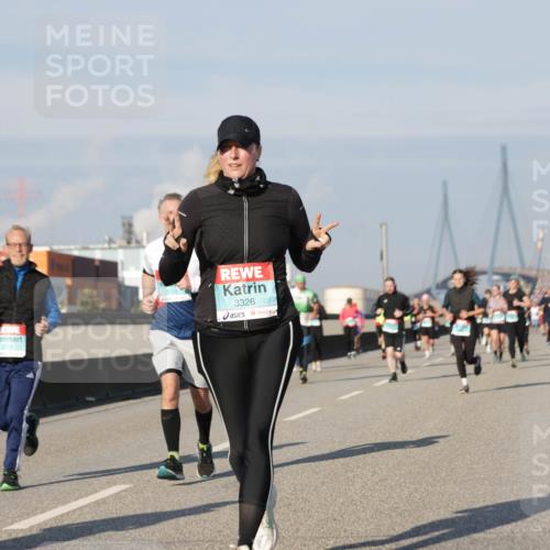 03.10.2025 - Köhlbrandbrückenlauf Jannik Wohlers http://msf.ph/oto/9086857 03.10.2025 09:57:26 Position 3 3326 meine-sportfotos.de