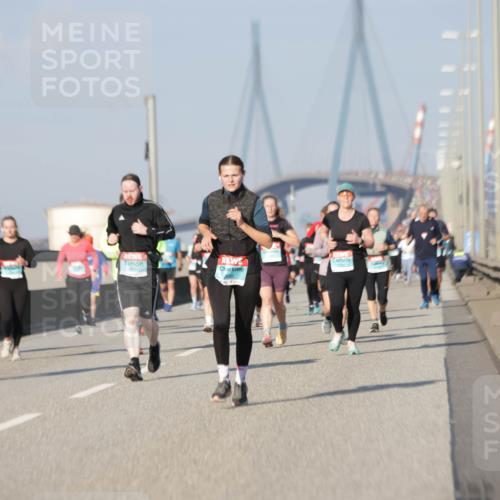 03.10.2025 - Köhlbrandbrückenlauf Jannik Wohlers http://msf.ph/oto/9086879 03.10.2025 09:57:28 Position 3  meine-sportfotos.de