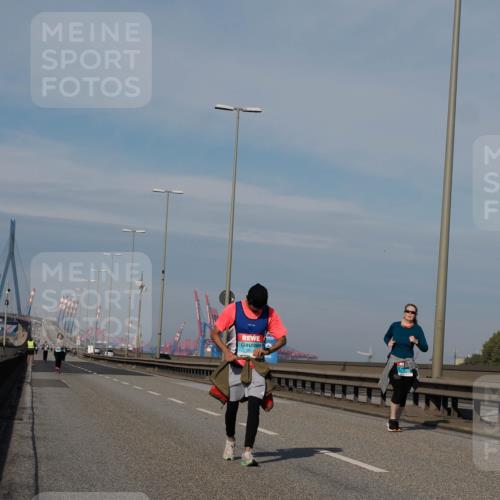 03.10.2025 - Köhlbrandbrückenlauf Fabian Wolf http://msf.ph/oto/9086881 03.10.2025 10:21:33 Position 3 351 meine-sportfotos.de