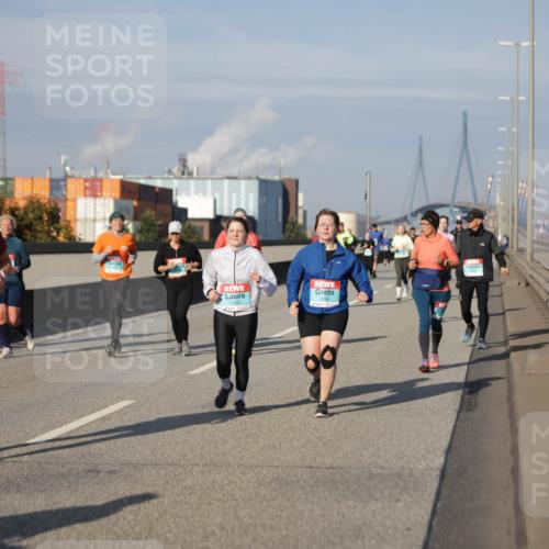 03.10.2025 - Köhlbrandbrückenlauf Jannik Wohlers http://msf.ph/oto/9086925 03.10.2025 10:08:01 Position 3  meine-sportfotos.de