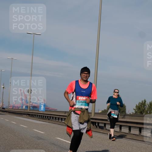 03.10.2025 - Köhlbrandbrückenlauf Fabian Wolf http://msf.ph/oto/9086928 03.10.2025 10:21:35 Position 3 3512 meine-sportfotos.de