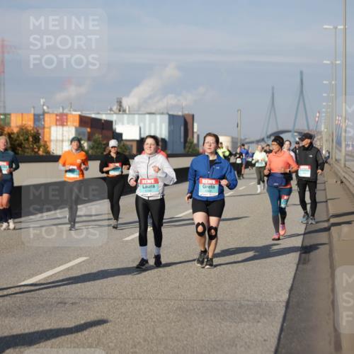 03.10.2025 - Köhlbrandbrückenlauf Jannik Wohlers http://msf.ph/oto/9086934 03.10.2025 10:08:02 Position 3  meine-sportfotos.de