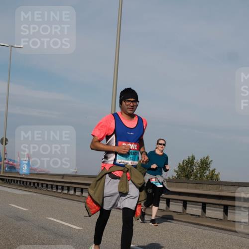 03.10.2025 - Köhlbrandbrückenlauf Fabian Wolf http://msf.ph/oto/9086940 03.10.2025 10:21:36 Position 3 3, 3512 meine-sportfotos.de