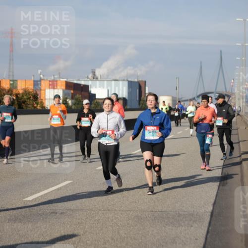 03.10.2025 - Köhlbrandbrückenlauf Jannik Wohlers http://msf.ph/oto/9086954 03.10.2025 10:08:02 Position 3 177 meine-sportfotos.de