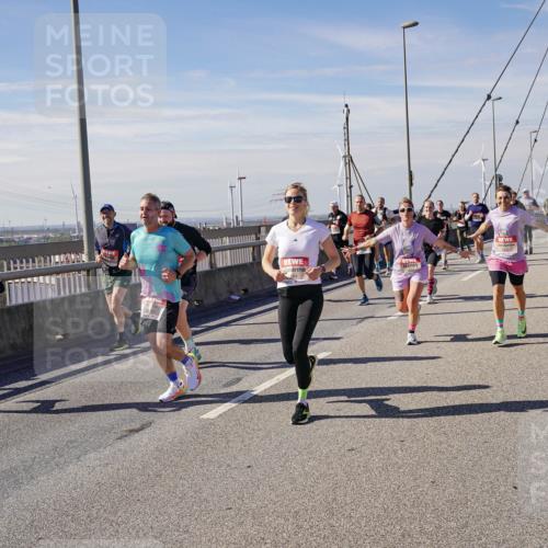 03.10.2025 - Köhlbrandbrückenlauf Michael Burmester http://msf.ph/oto/9087032 03.10.2025 12:43:58 Position 2  meine-sportfotos.de