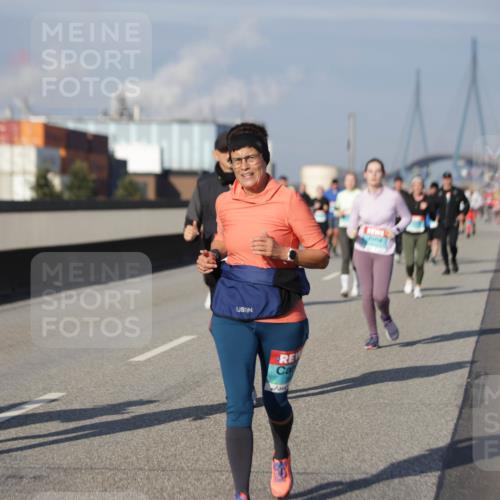 03.10.2025 - Köhlbrandbrückenlauf Jannik Wohlers http://msf.ph/oto/9087072 03.10.2025 10:08:05 Position 3  meine-sportfotos.de