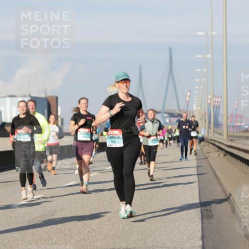 03.10.2025 - Köhlbrandbrückenlauf Jannik Wohlers http://msf.ph/oto/9087133 03.10.2025 09:57:35 Position 3 2006 meine-sportfotos.de