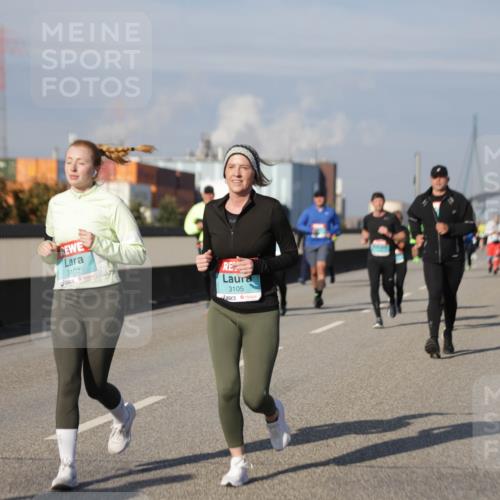 03.10.2025 - Köhlbrandbrückenlauf Jannik Wohlers http://msf.ph/oto/9087138 03.10.2025 10:08:12 Position 3 3102, 3105 meine-sportfotos.de