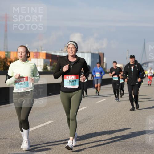 03.10.2025 - Köhlbrandbrückenlauf Jannik Wohlers http://msf.ph/oto/9087161 03.10.2025 10:08:12 Position 3 3102, 3105 meine-sportfotos.de