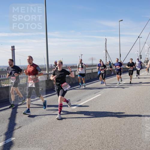 03.10.2025 - Köhlbrandbrückenlauf Michael Burmester http://msf.ph/oto/9087163 03.10.2025 12:44:01 Position 2  meine-sportfotos.de