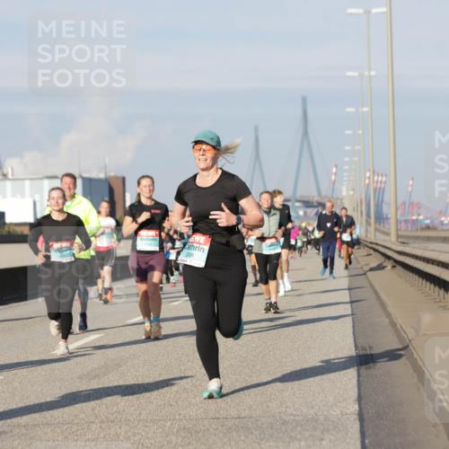 03.10.2025 - Köhlbrandbrückenlauf Jannik Wohlers http://msf.ph/oto/9087176 03.10.2025 09:57:36 Position 3 2006 meine-sportfotos.de