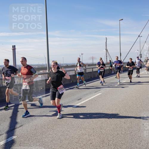 03.10.2025 - Köhlbrandbrückenlauf Michael Burmester http://msf.ph/oto/9087184 03.10.2025 12:44:01 Position 2  meine-sportfotos.de