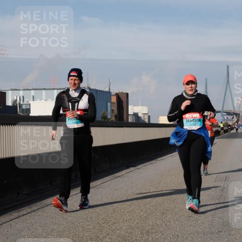 03.10.2025 - Köhlbrandbrückenlauf Fabian Wolf http://msf.ph/oto/9087223 03.10.2025 10:22:28 Position 3 1928, 2507 meine-sportfotos.de