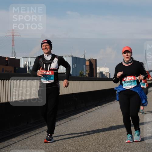 03.10.2025 - Köhlbrandbrückenlauf Fabian Wolf http://msf.ph/oto/9087235 03.10.2025 10:22:28 Position 3 1928, 2507 meine-sportfotos.de