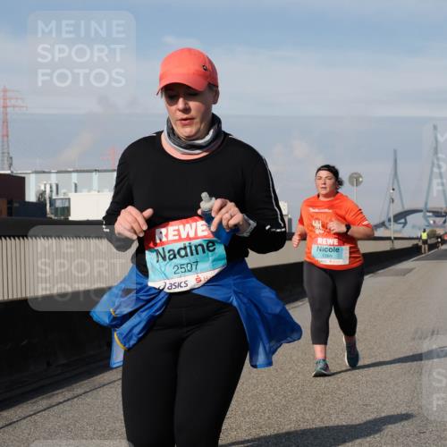 03.10.2025 - Köhlbrandbrückenlauf Fabian Wolf http://msf.ph/oto/9087268 03.10.2025 10:22:30 Position 3 2507, 1389 meine-sportfotos.de