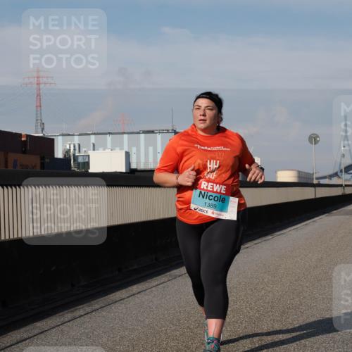03.10.2025 - Köhlbrandbrückenlauf Fabian Wolf http://msf.ph/oto/9087307 03.10.2025 10:22:32 Position 3 1389 meine-sportfotos.de