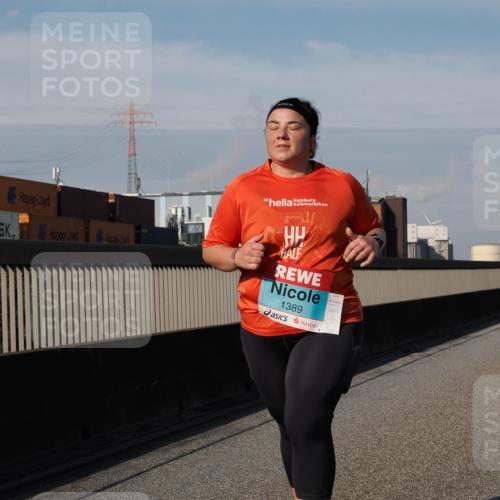 03.10.2025 - Köhlbrandbrückenlauf Fabian Wolf http://msf.ph/oto/9087329 03.10.2025 10:22:32 Position 3 30, 1389 meine-sportfotos.de