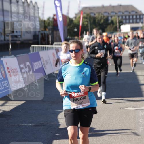 03.10.2025 - Köhlbrandbrückenlauf Jannik Wohlers http://msf.ph/oto/9087366 03.10.2025 13:19:04 Ziel 4630, 4631, 4676, 4816, 4876, 4889, 5027, 5304, 5449, 5974, 6088, 6117, 6127, 6267, 6475, 6573, 6795 meine-sportfotos.de