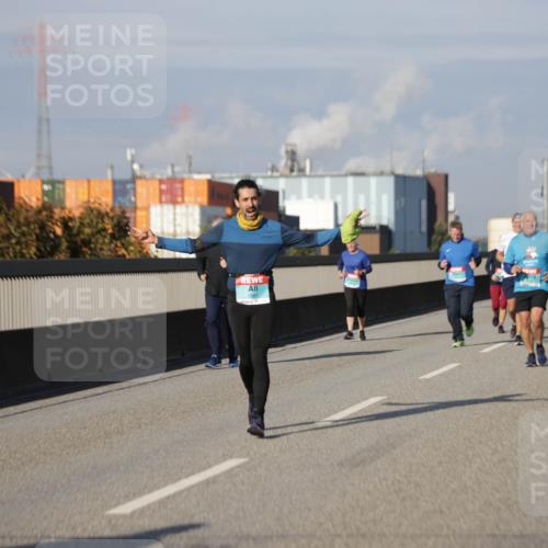 03.10.2025 - Köhlbrandbrückenlauf Jannik Wohlers http://msf.ph/oto/9087471 03.10.2025 10:08:21 Position 3  meine-sportfotos.de