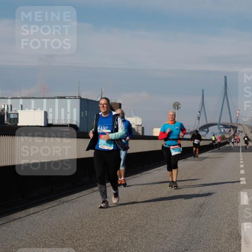 03.10.2025 - Köhlbrandbrückenlauf Fabian Wolf http://msf.ph/oto/9087538 03.10.2025 10:23:23 Position 3  meine-sportfotos.de