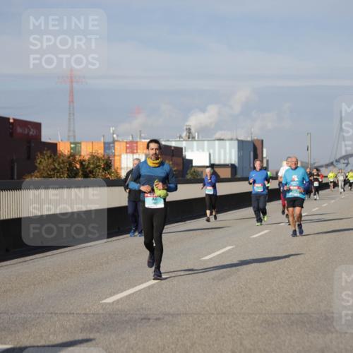 03.10.2025 - Köhlbrandbrückenlauf Jannik Wohlers http://msf.ph/oto/9087559 03.10.2025 10:08:22 Position 3  meine-sportfotos.de