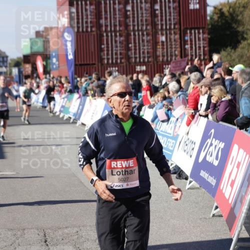 03.10.2025 - Köhlbrandbrückenlauf Jannik Wohlers http://msf.ph/oto/9087573 03.10.2025 13:19:05 Ziel 4143, 4630, 4631, 4632, 4676, 4816, 4876, 4889, 5027, 5304, 5449, 5858, 5974, 6088, 6117, 6127, 6267, 6475, 6573, 6795 meine-sportfotos.de