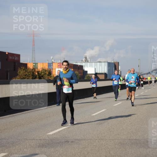 03.10.2025 - Köhlbrandbrückenlauf Jannik Wohlers http://msf.ph/oto/9087582 03.10.2025 10:08:22 Position 3  meine-sportfotos.de