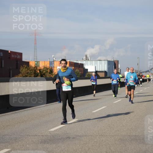 03.10.2025 - Köhlbrandbrückenlauf Jannik Wohlers http://msf.ph/oto/9087592 03.10.2025 10:08:22 Position 3 1887 meine-sportfotos.de