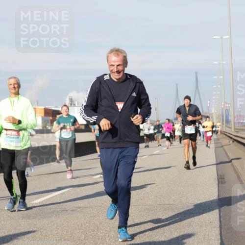 03.10.2025 - Köhlbrandbrückenlauf Jannik Wohlers http://msf.ph/oto/9087600 03.10.2025 09:57:48 Position 3 1843 meine-sportfotos.de