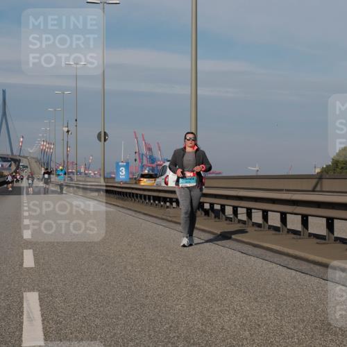 03.10.2025 - Köhlbrandbrückenlauf Fabian Wolf http://msf.ph/oto/9087623 03.10.2025 10:23:34 Position 3  meine-sportfotos.de
