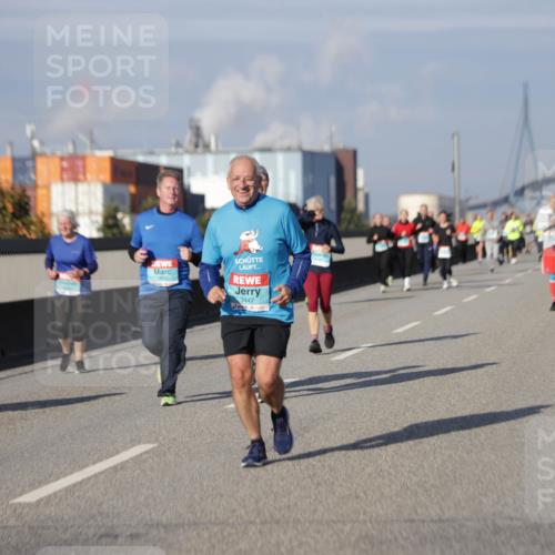 03.10.2025 - Köhlbrandbrückenlauf Jannik Wohlers http://msf.ph/oto/9087699 03.10.2025 10:08:26 Position 3 1814, 3447 meine-sportfotos.de