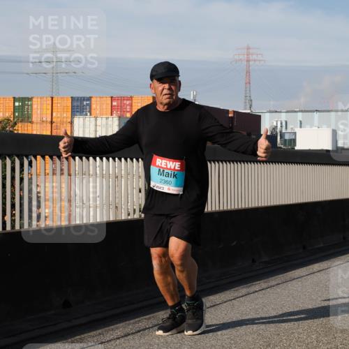03.10.2025 - Köhlbrandbrückenlauf Fabian Wolf http://msf.ph/oto/9087714 03.10.2025 10:23:40 Position 3 2360 meine-sportfotos.de