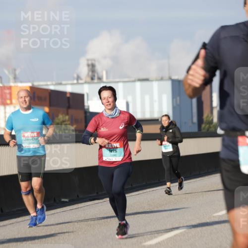 03.10.2025 - Köhlbrandbrückenlauf Jannik Wohlers http://msf.ph/oto/9087715 03.10.2025 09:57:51 Position 3 3459, 3596 meine-sportfotos.de