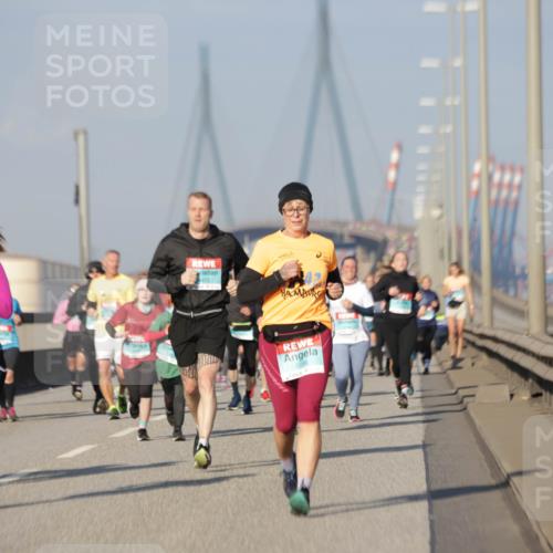 03.10.2025 - Köhlbrandbrückenlauf Jannik Wohlers http://msf.ph/oto/9087731 03.10.2025 09:57:53 Position 3 473, 1598 meine-sportfotos.de