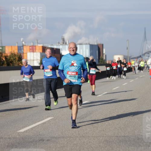 03.10.2025 - Köhlbrandbrückenlauf Jannik Wohlers http://msf.ph/oto/9087735 03.10.2025 10:08:26 Position 3 3447 meine-sportfotos.de