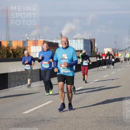 03.10.2025 - Köhlbrandbrückenlauf Jannik Wohlers http://msf.ph/oto/9087752 03.10.2025 10:08:26 Position 3 3447 meine-sportfotos.de