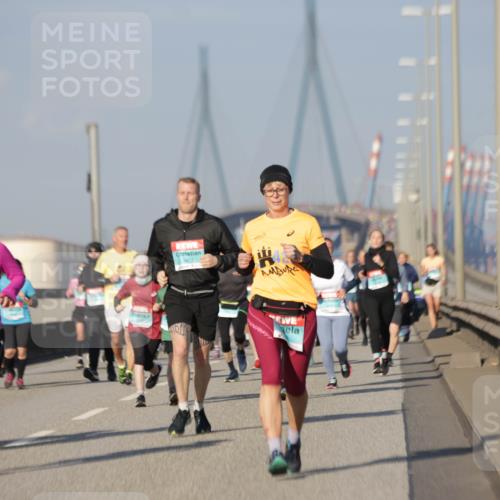 03.10.2025 - Köhlbrandbrückenlauf Jannik Wohlers http://msf.ph/oto/9087758 03.10.2025 09:57:53 Position 3 3799, 3473 meine-sportfotos.de