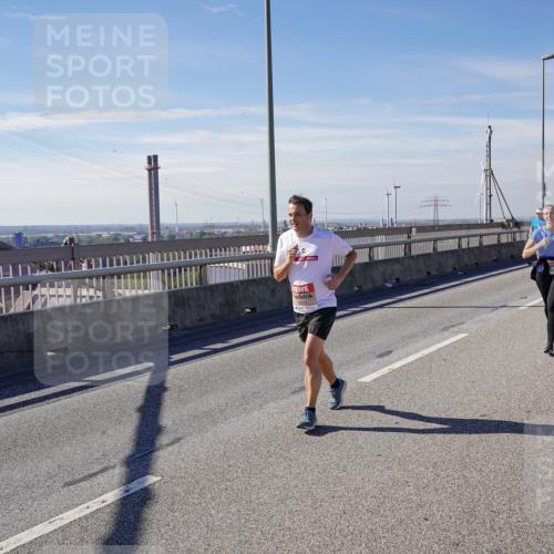 03.10.2025 - Köhlbrandbrückenlauf Michael Burmester http://msf.ph/oto/9087787 03.10.2025 12:44:14 Position 2  meine-sportfotos.de
