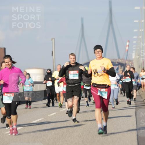 03.10.2025 - Köhlbrandbrückenlauf Jannik Wohlers http://msf.ph/oto/9087790 03.10.2025 09:57:54 Position 3 3473 meine-sportfotos.de