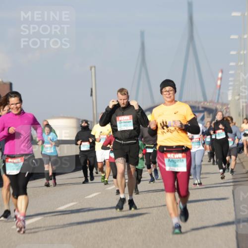 03.10.2025 - Köhlbrandbrückenlauf Jannik Wohlers http://msf.ph/oto/9087803 03.10.2025 09:57:54 Position 3 3473 meine-sportfotos.de